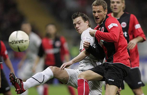 禁区内接队 禁区内接队