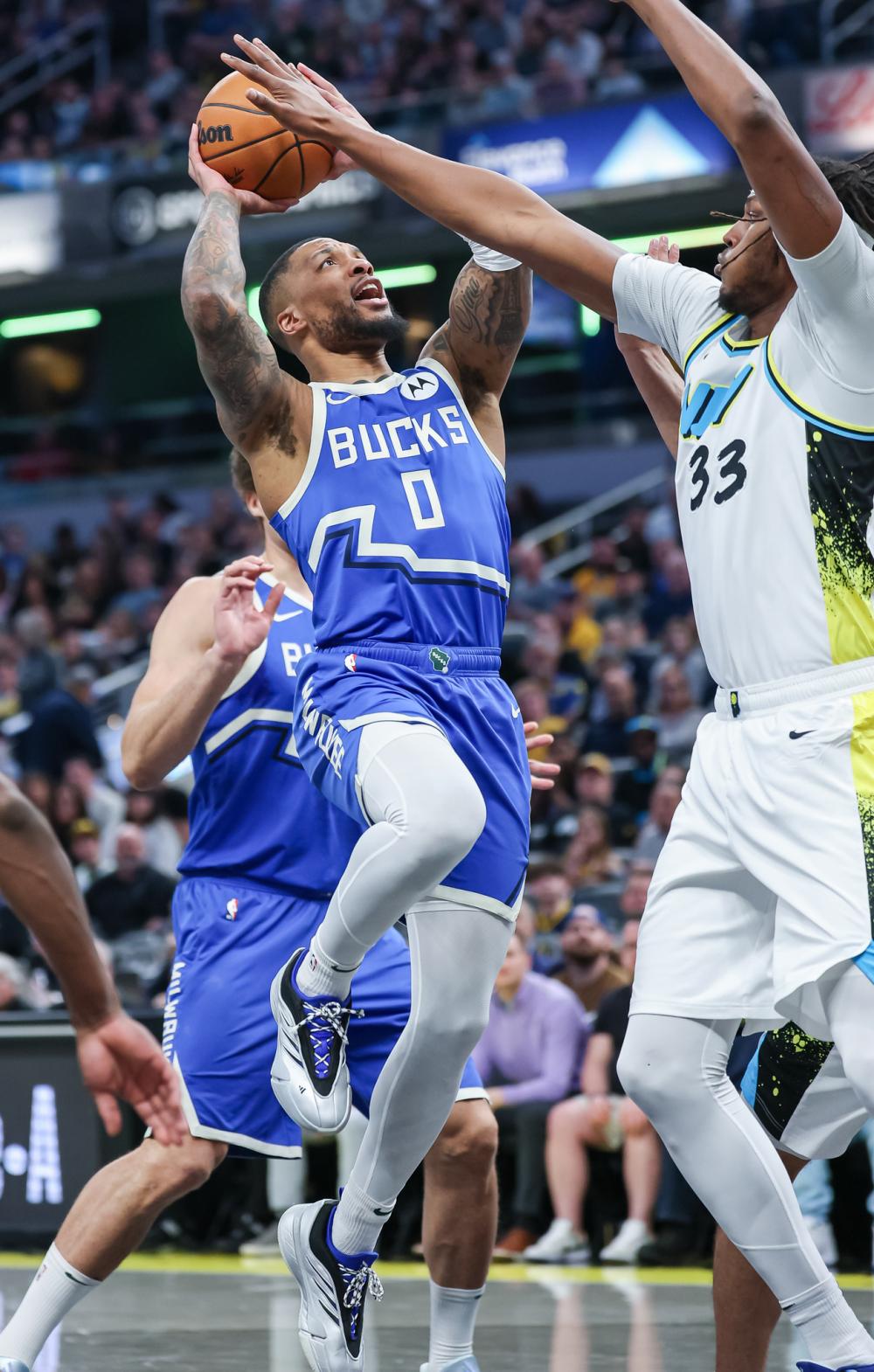 占据主动 占据主动