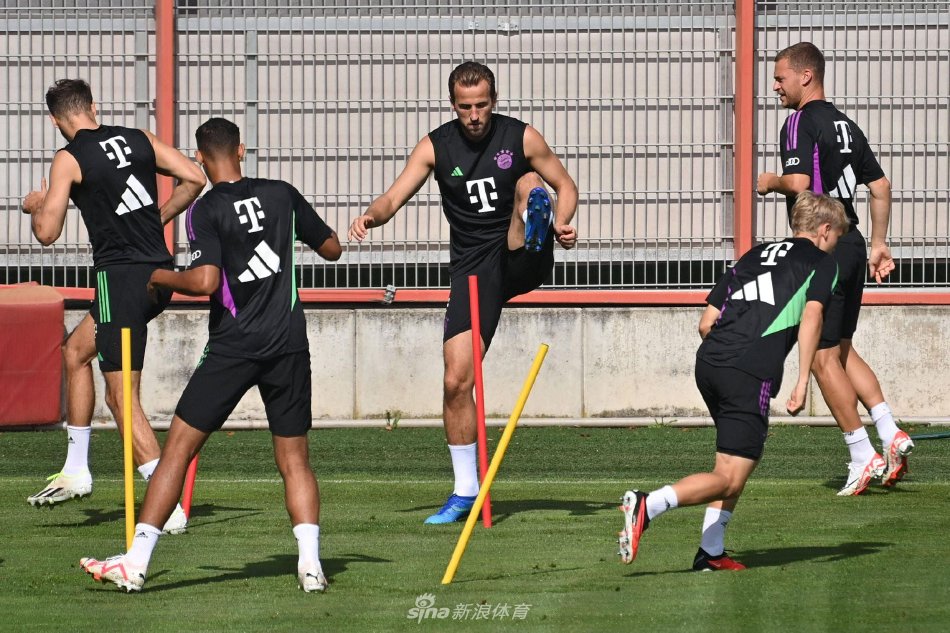 国足球界 国足球界